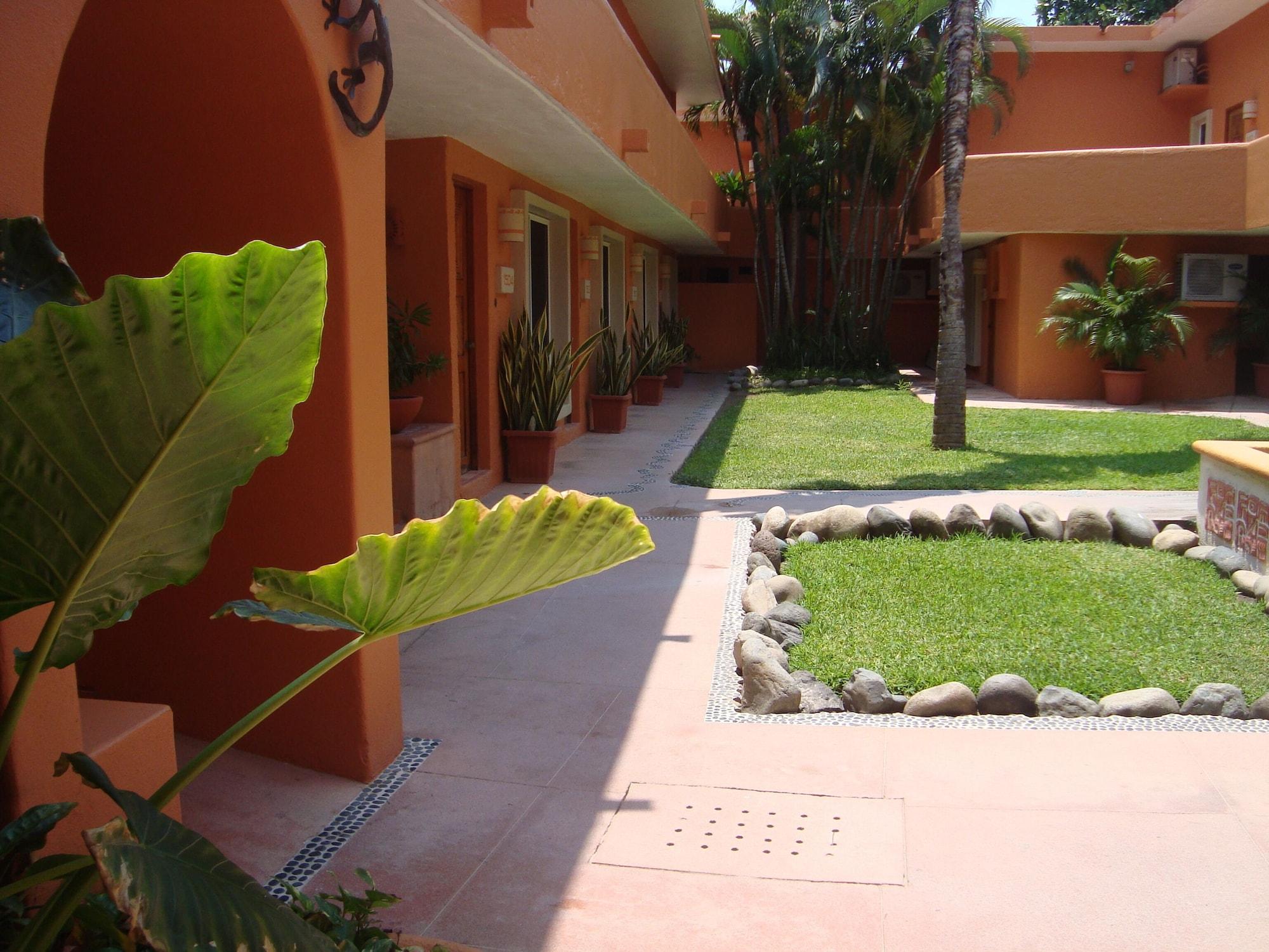 Hotel Villa Mexicana Zihuatanejo Buitenkant foto