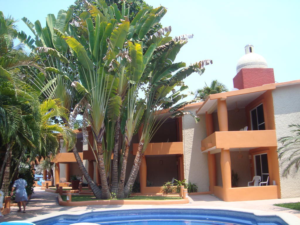 Hotel Villa Mexicana Zihuatanejo Buitenkant foto